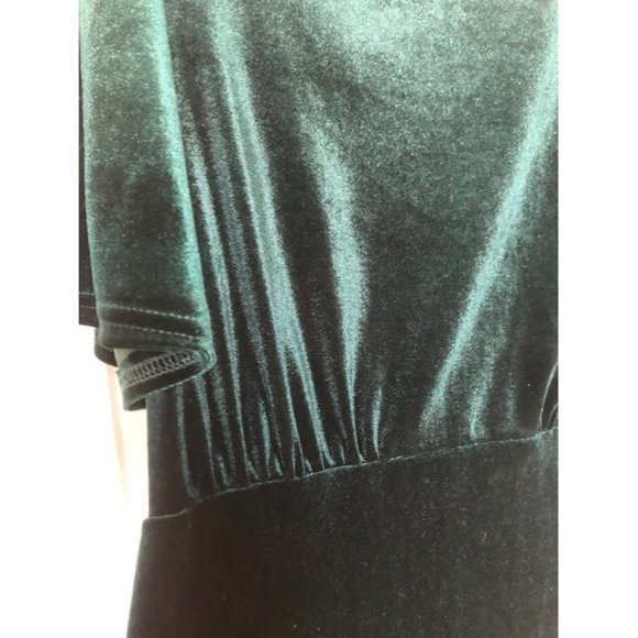 Primark | Velvet Dress - Picture 4 of 7